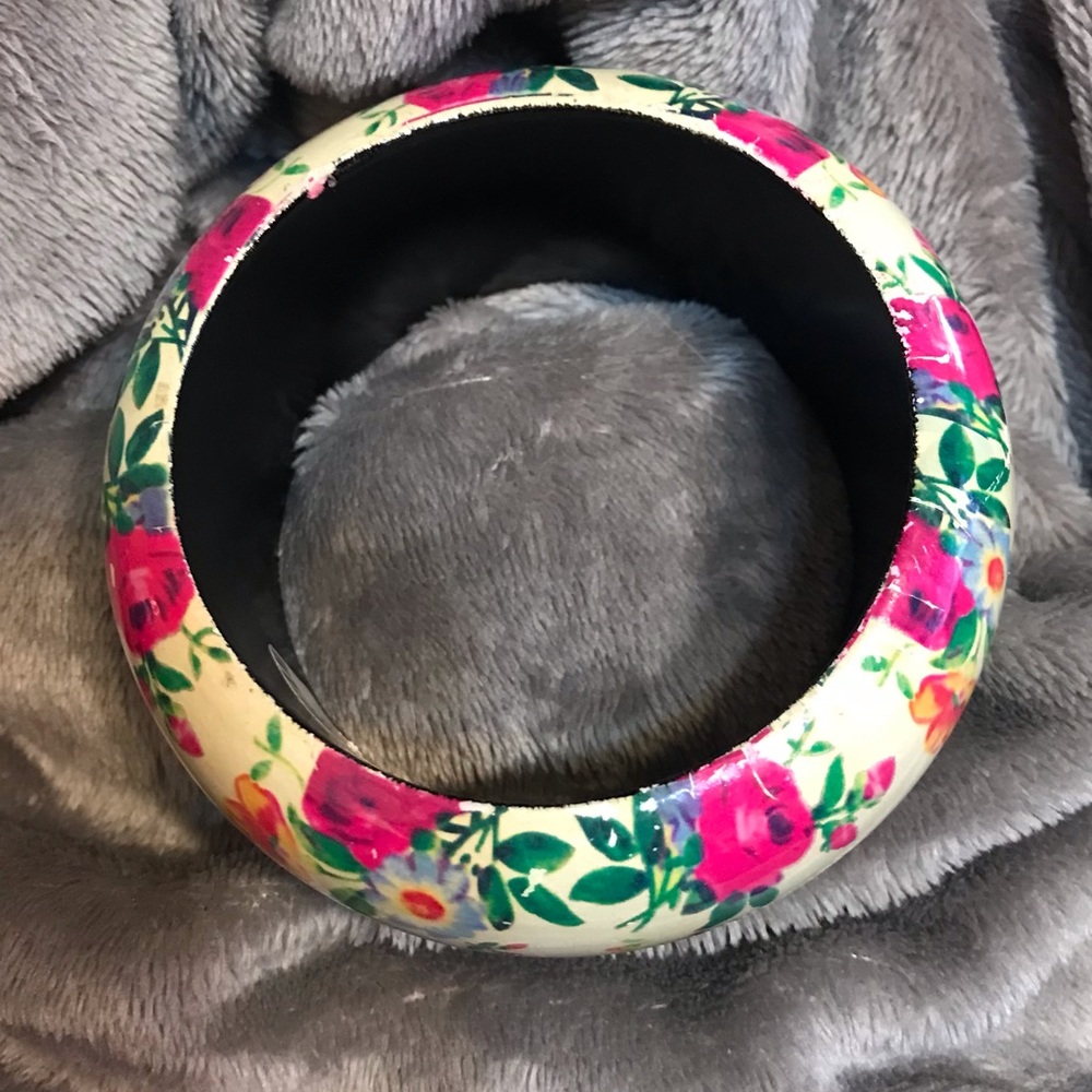Adorable vintage floral bangle - Picture 4 of 6